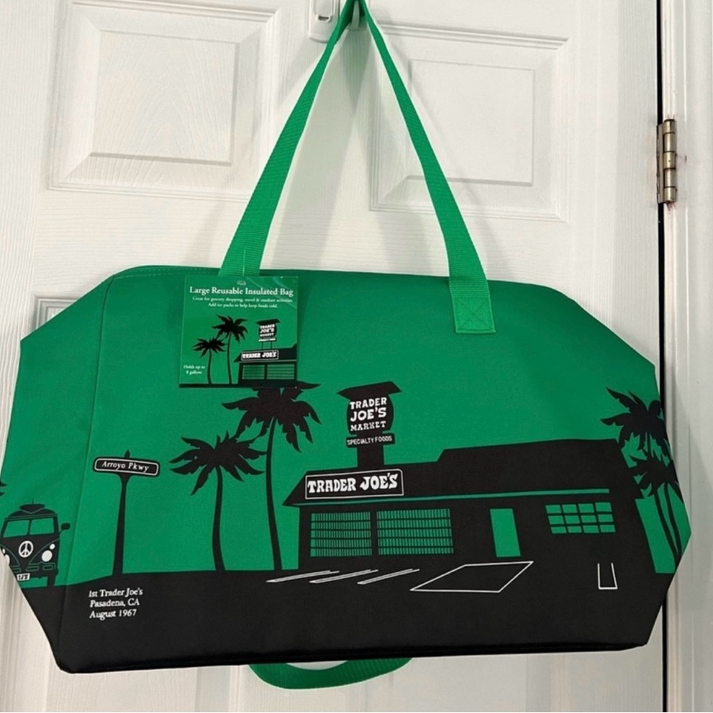 Trader Joe's Large Insulated Bag NWOT